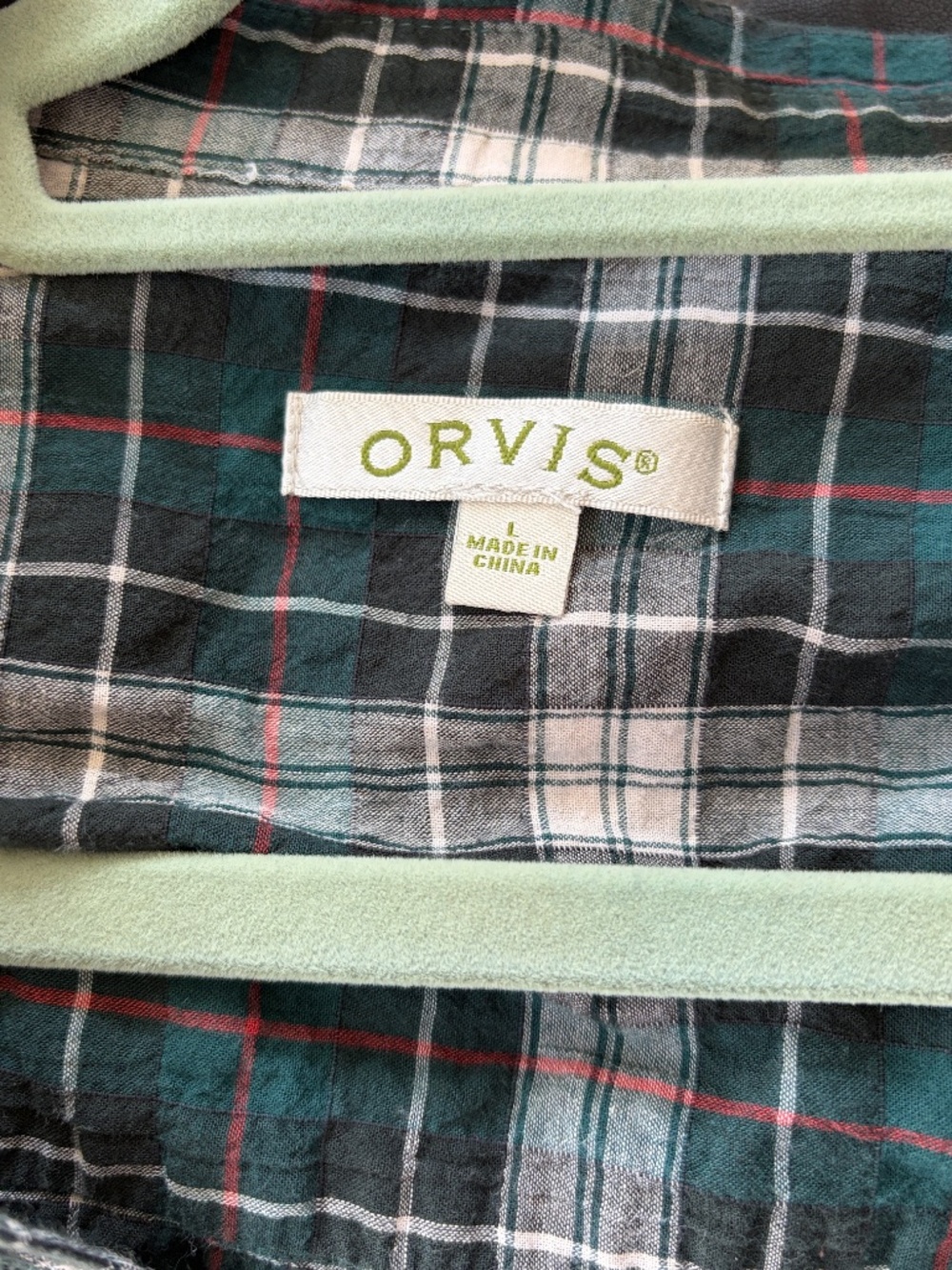 Orvis Lightweight Button-Up Shirt – 100% Cotton – Green Red Check – Size Large - Picture 4 of 6